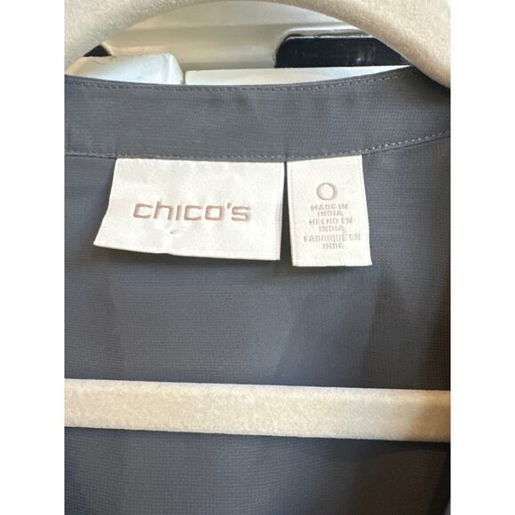 Chico’s Size 0 (4) Gray Collar Button Down with Iridescent Multicolor Sequin - Picture 2 of 9